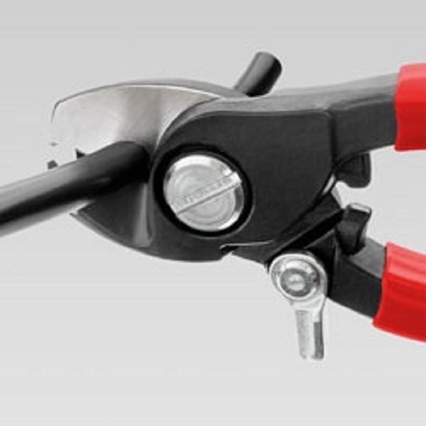 Ножницы для кабеля с функцией удаления изоляции Knipex, 165 мм 
