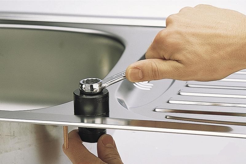 Устройство для вирезания отверстия в кухонных мойках 35мм с спец. сверлом, Wolfcraft
